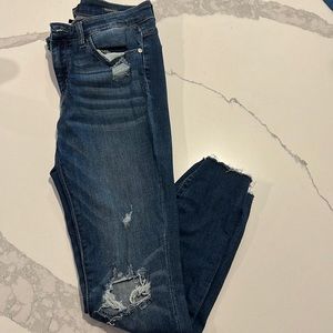 Distressed Skinny Jean